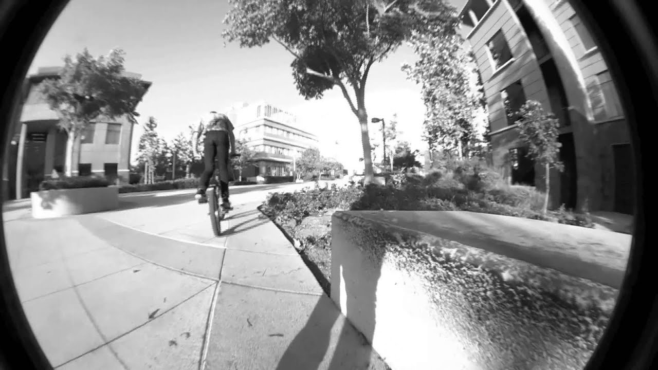 Common Crew: Ethan Corriere Street Mix