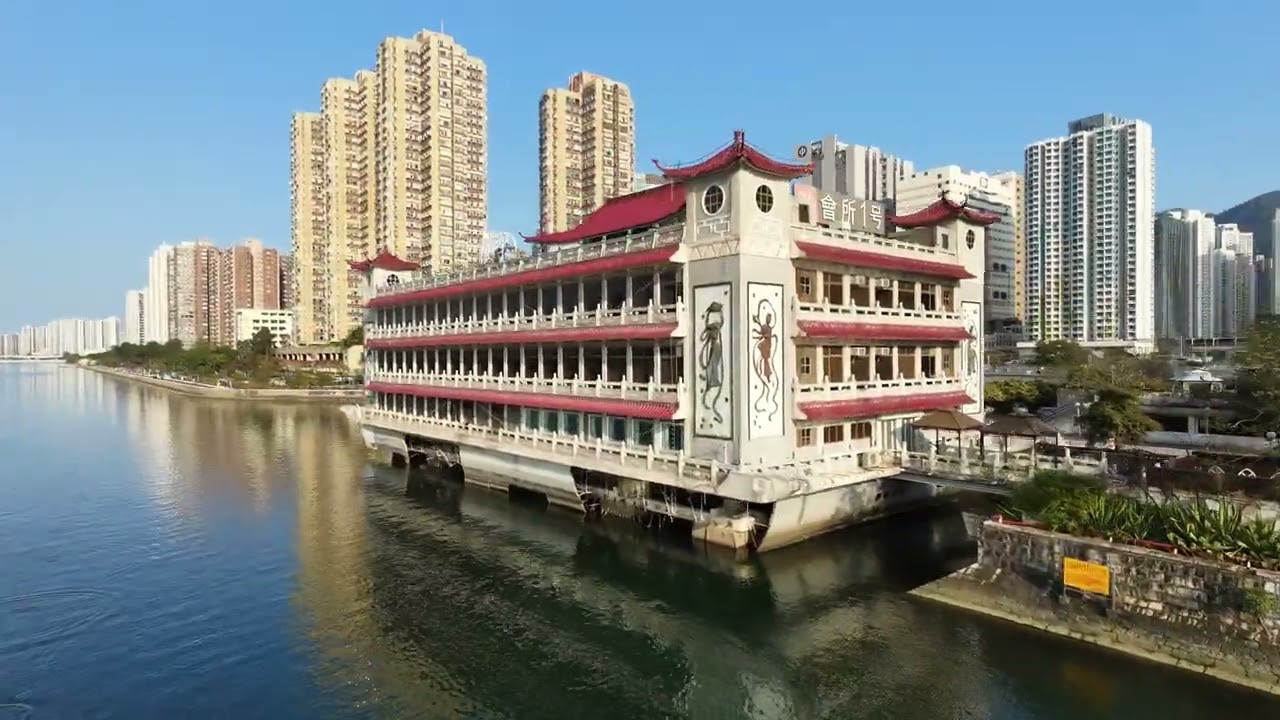 城門河水中天