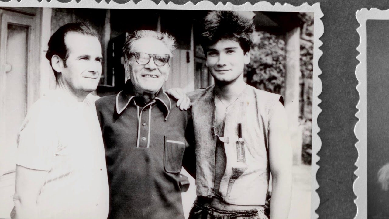 Being Romanian: A Family Journal / AFF 2019