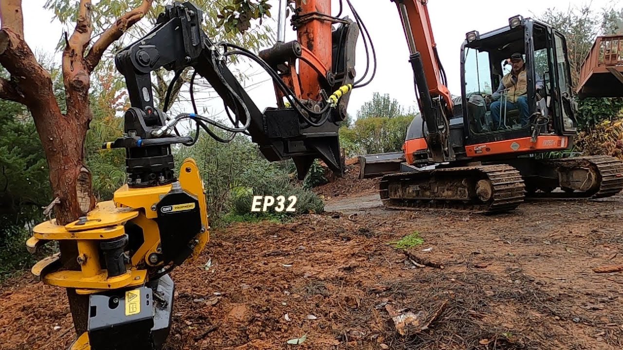 GMT 040 grapple saw and Kubota KX080 EP32. Trying out my new custom grapple mount and chipping brush