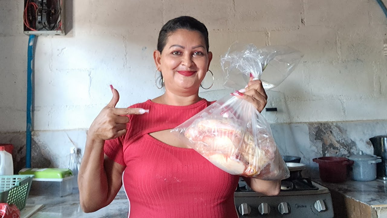 vamos a hacer la cena un pollito guisado