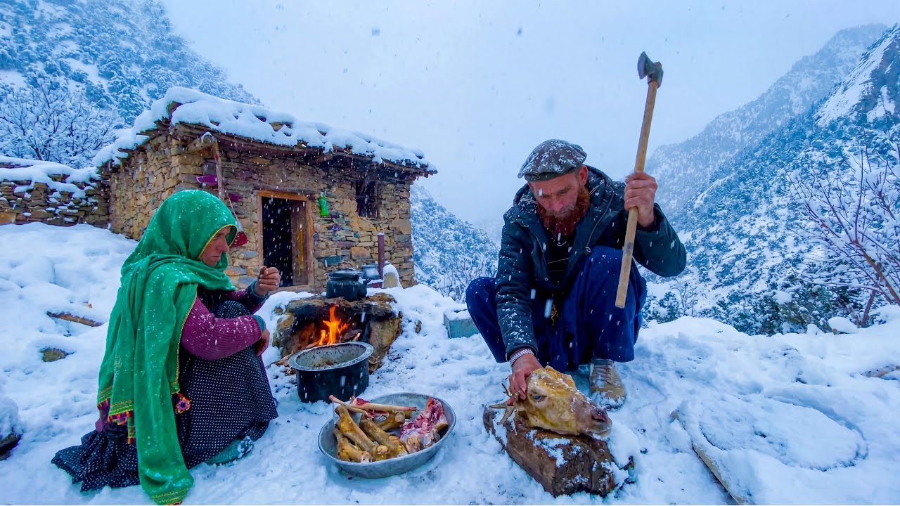 83-Year-Old Couple Surviving in the Coldest Village 🏔️Cooking Far from Civilization on a Snowy Day❄️