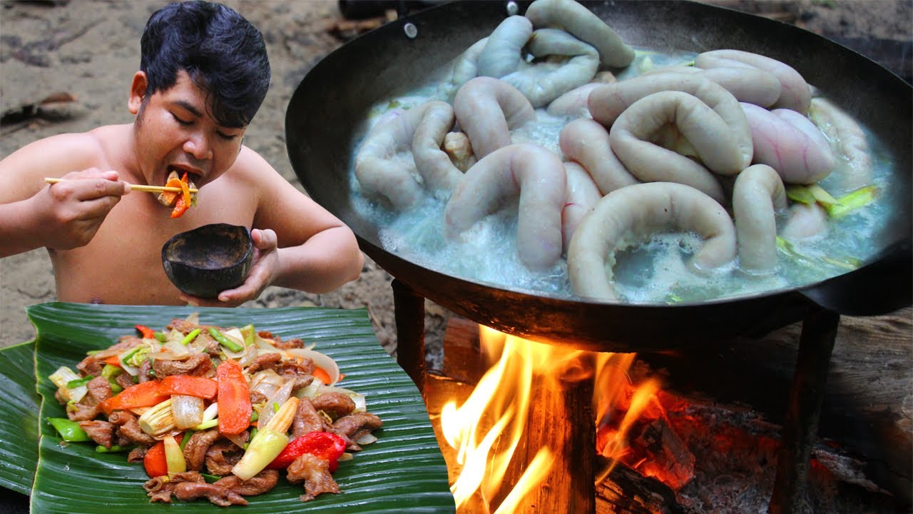 Braised Delicious Pig Intestine BBQ Recipe - Cooking Pork Intestine eating so delicious