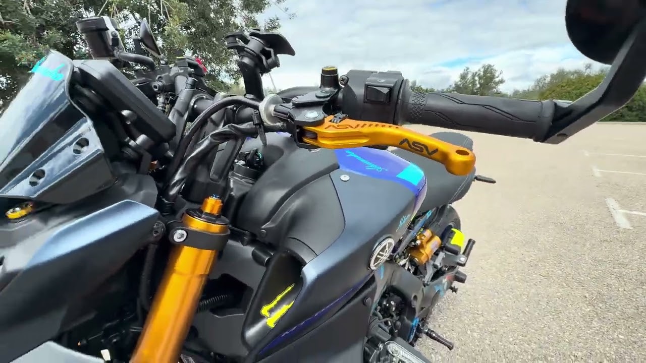 Yamaha mt 09 nuevos accesorios