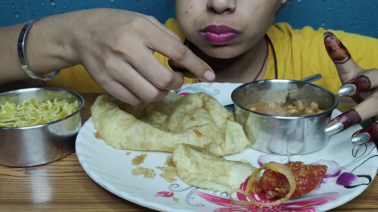 Home Made  🏠 Chhole Bhature 😋🤤🥗ll FOOD CHALLENGE ll EATING CHALLENGE ll MUKBANG ll 👍🏼💯ll EATING SHOW