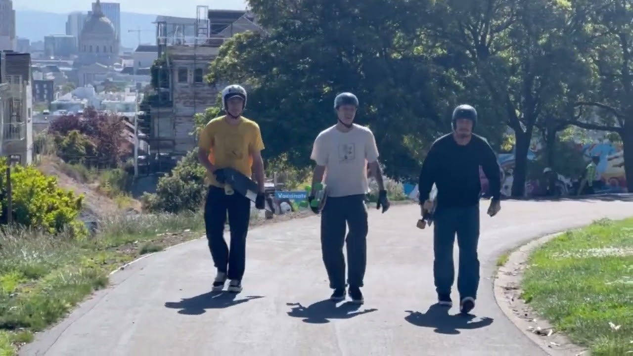 Bay Sessions With The Larfers