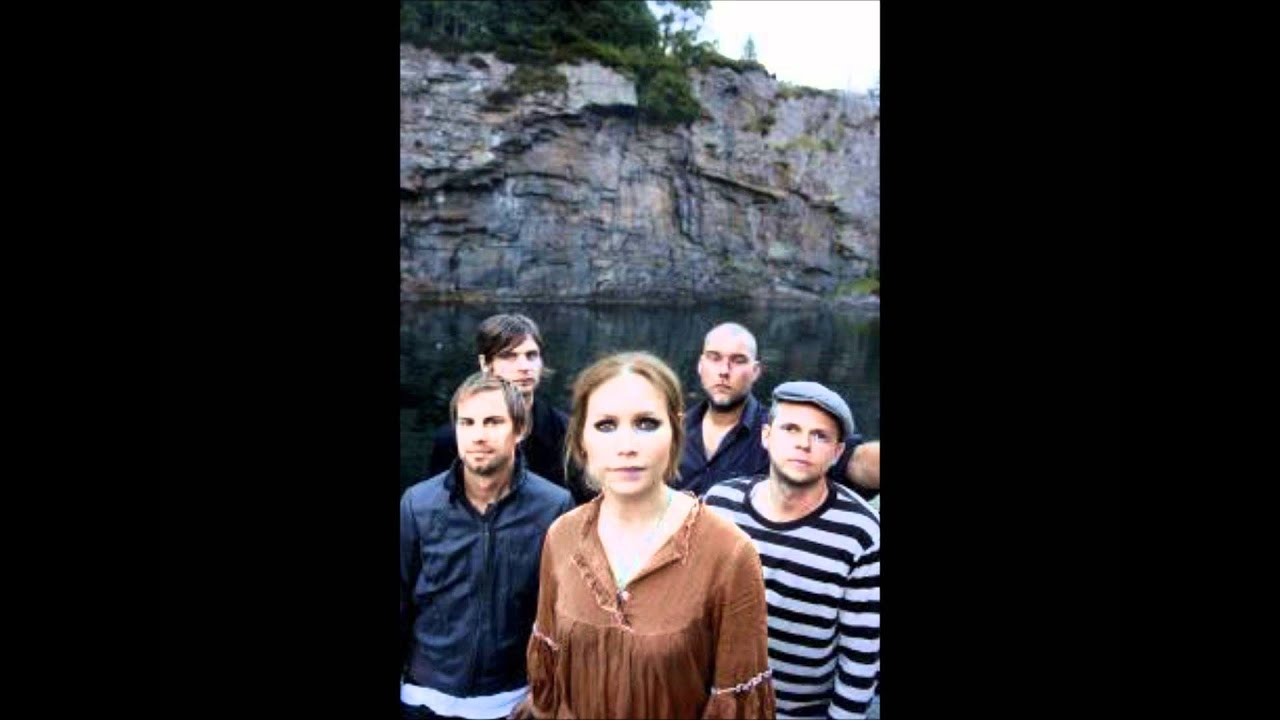The Cardigans Live at Roskilde 10 Changes