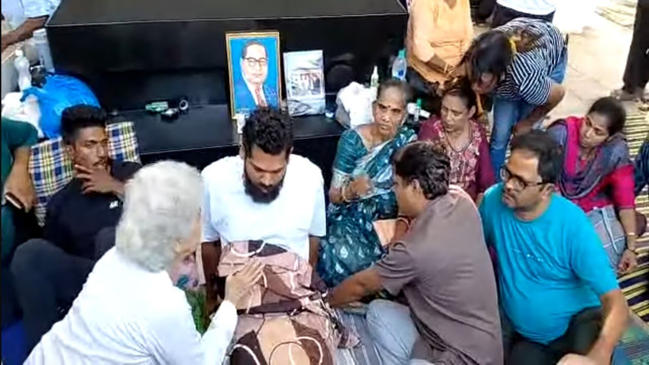 Adv Norma and Claude Alvares urge MLA Viresh Borkar to call off hunger strike, women provide support
