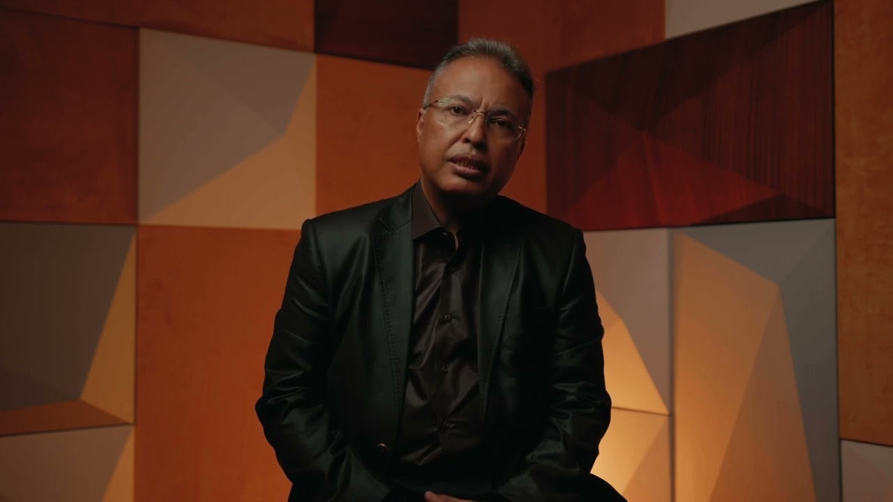2 minutes avec Hicham Abkari - Acteur Culturel