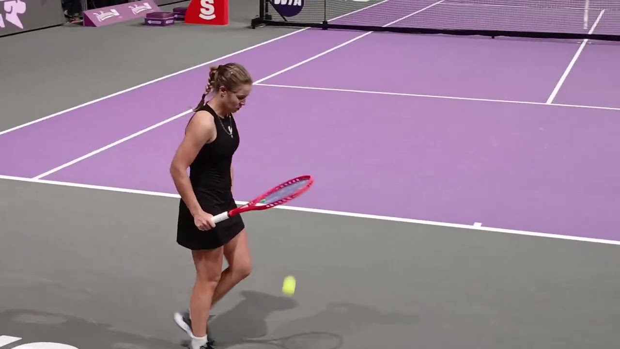 ANASTASIA ZAKAROVA vs A. POTAPOVA, în tur 2 la WTA 250, TRANSYLVANIA OPEN, CLUJ 2026.   