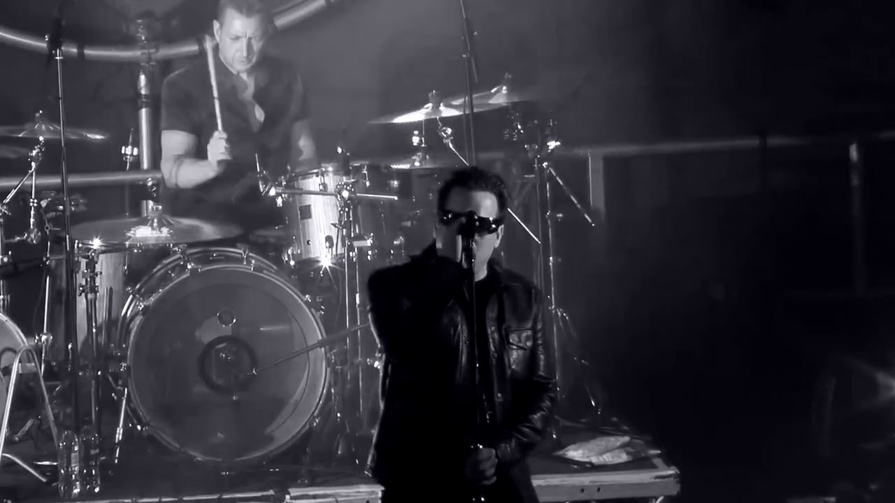 U2 2 Tribute Band perform Mysterious Ways live