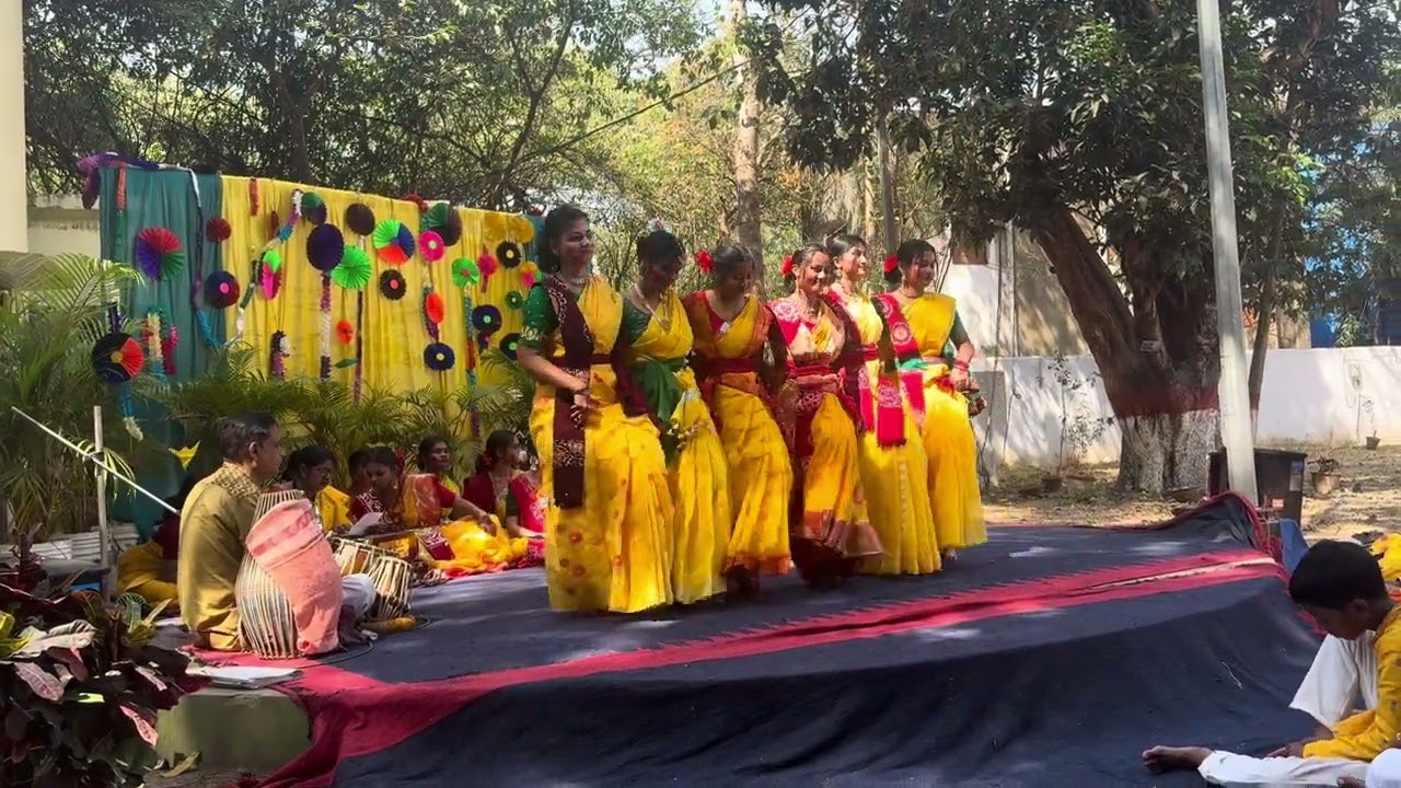দোল উৎসব 