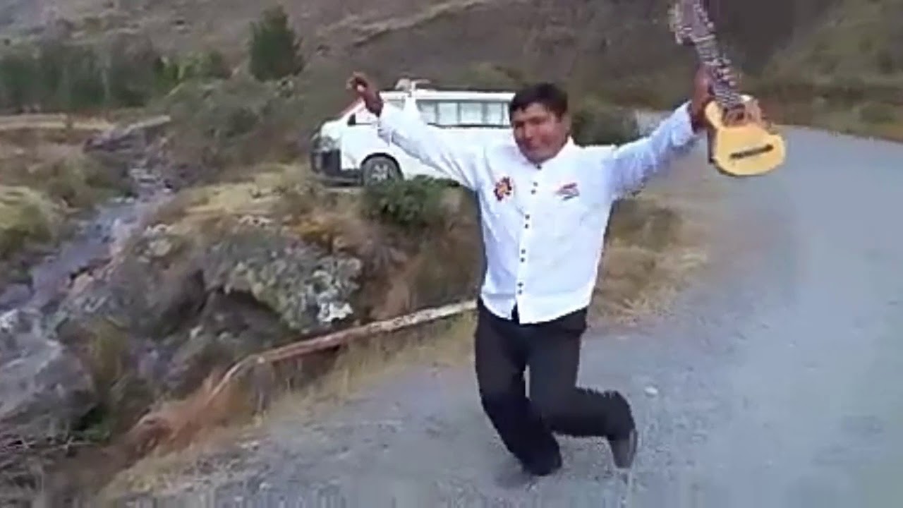 Mambo  de  Machaguay  (huayño)