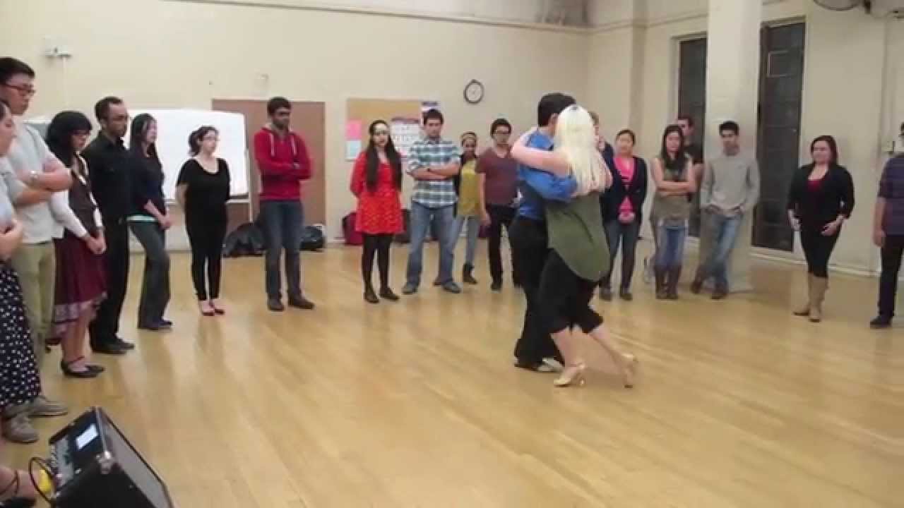 Milonga Demo by Nico & Stephie to Silueta Porteña by Francisco Canaro