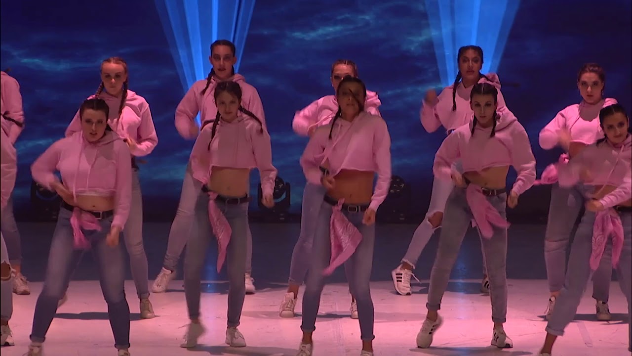 Lasestrellas - Ado3 - Latino || Studio Attitude || Arena 2018