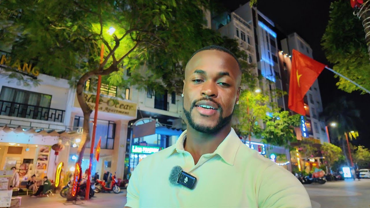 Why Is It So Quiet this Friday night in the Tourist Area? Where is everybody | Da Nang 🇻🇳