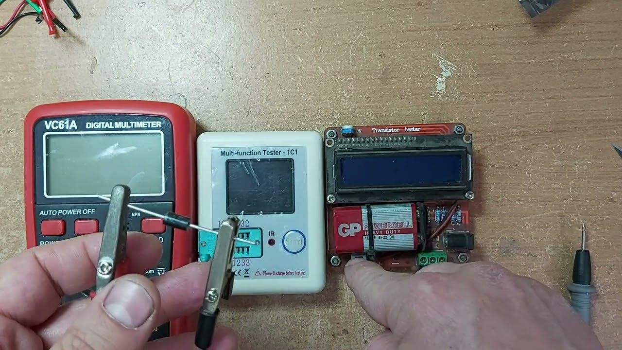 Обзор мультифункционального тестера TC-1. Сравнение со старым транзистор-тестером и мультиметром.