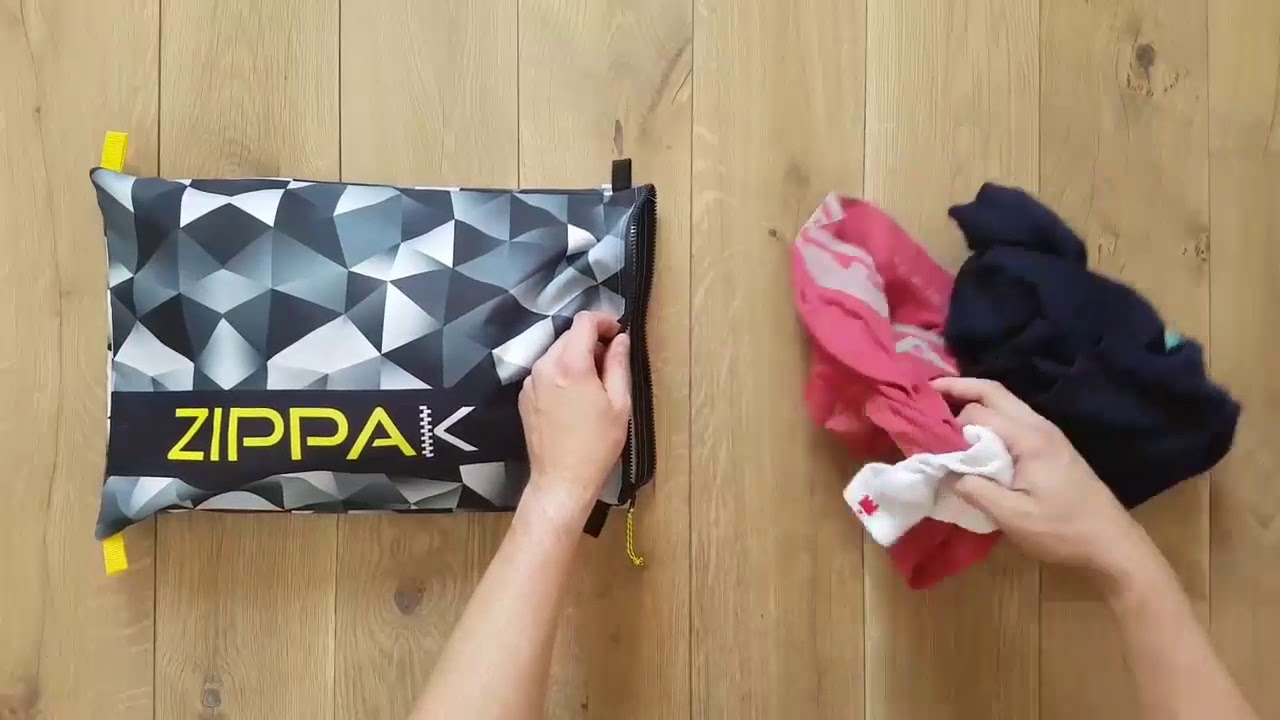 Szybkie pakowanie rzeczy w podr&oacute;ży z saszetkami Zippak.