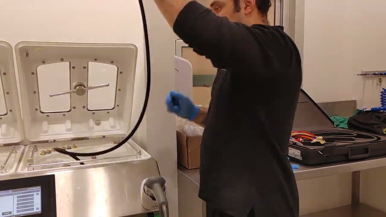 Como cargar endoscopio en lavadora wassenburg parte 1