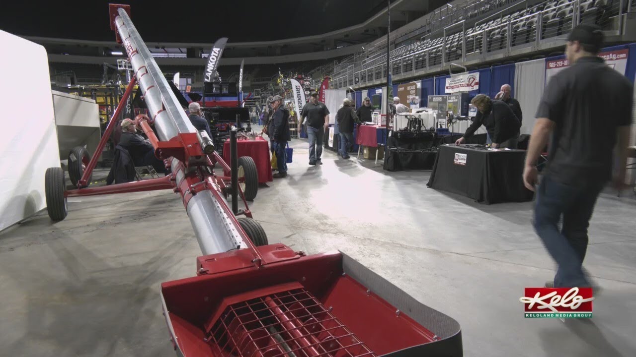 Shopping the Sioux Falls Farm Show