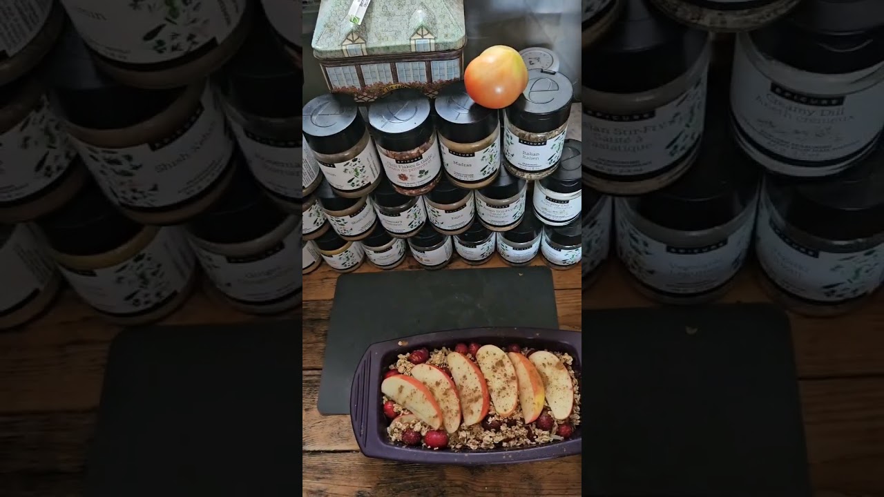 cran apple crumble with Epicure's gingerbread mix