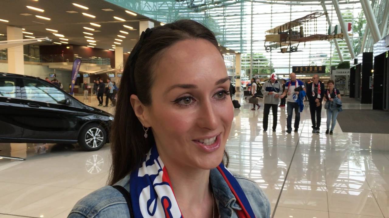 Lujza Pekar&iacute;kov&aacute; pred odletom do Lille