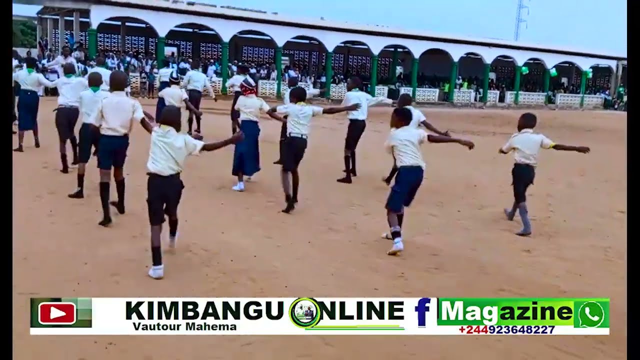 Demonstration Pirâmide Scout kimbanguiste de Luanda. fête de la Jeunesse .