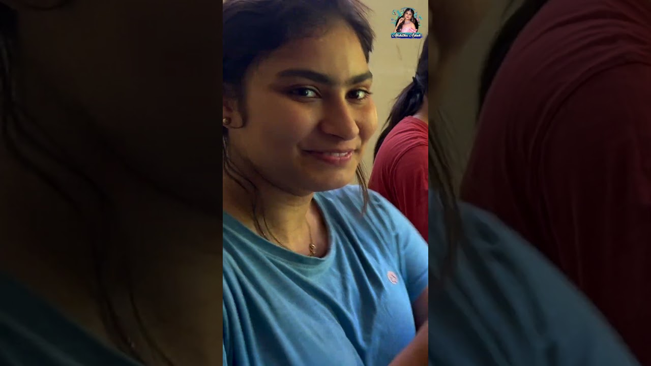 Enga Veetla Enga Amma Enna Samaikavae Vida Maatanga 😅 | Akshitha Ashok 
