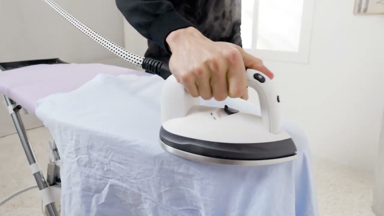 Comment repasser avec Laurastar S Pure - le mouvement parfait