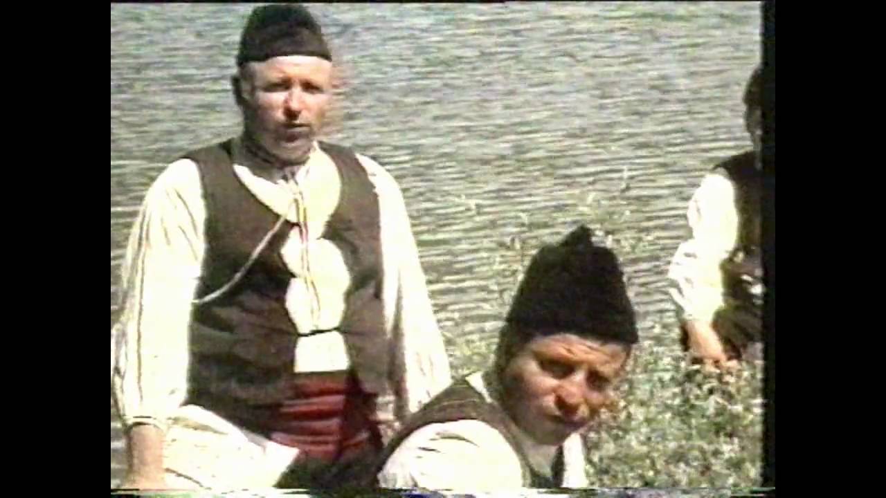 Macedonian Folk Song with Stojanovi Brothers- Kocani