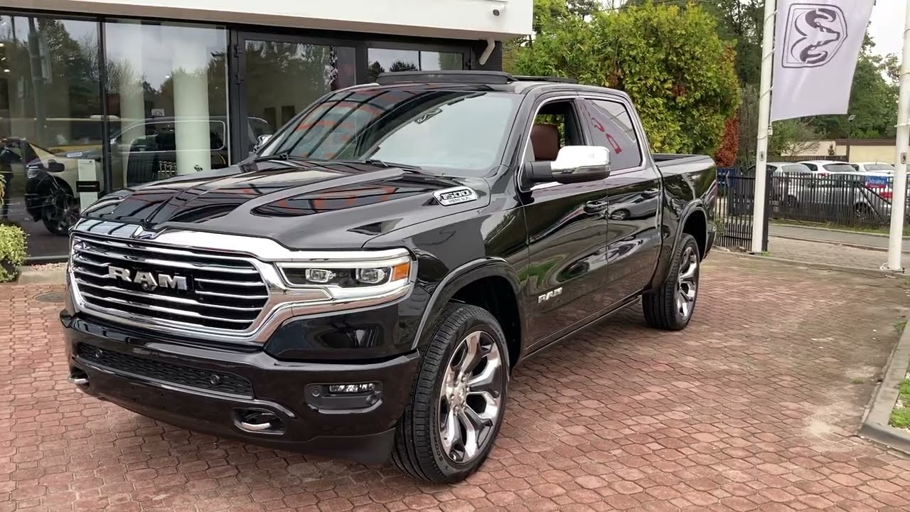 RAM 1500 w wersji LongHorn, chodź, obejrzyj go w naszym Video 360'