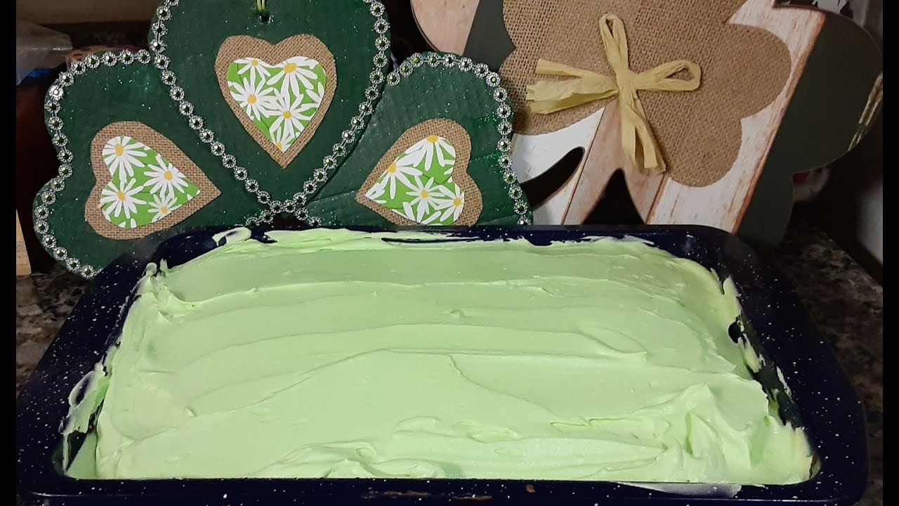 Lime Poke Cake - St. Patrick's Day Cake ☘