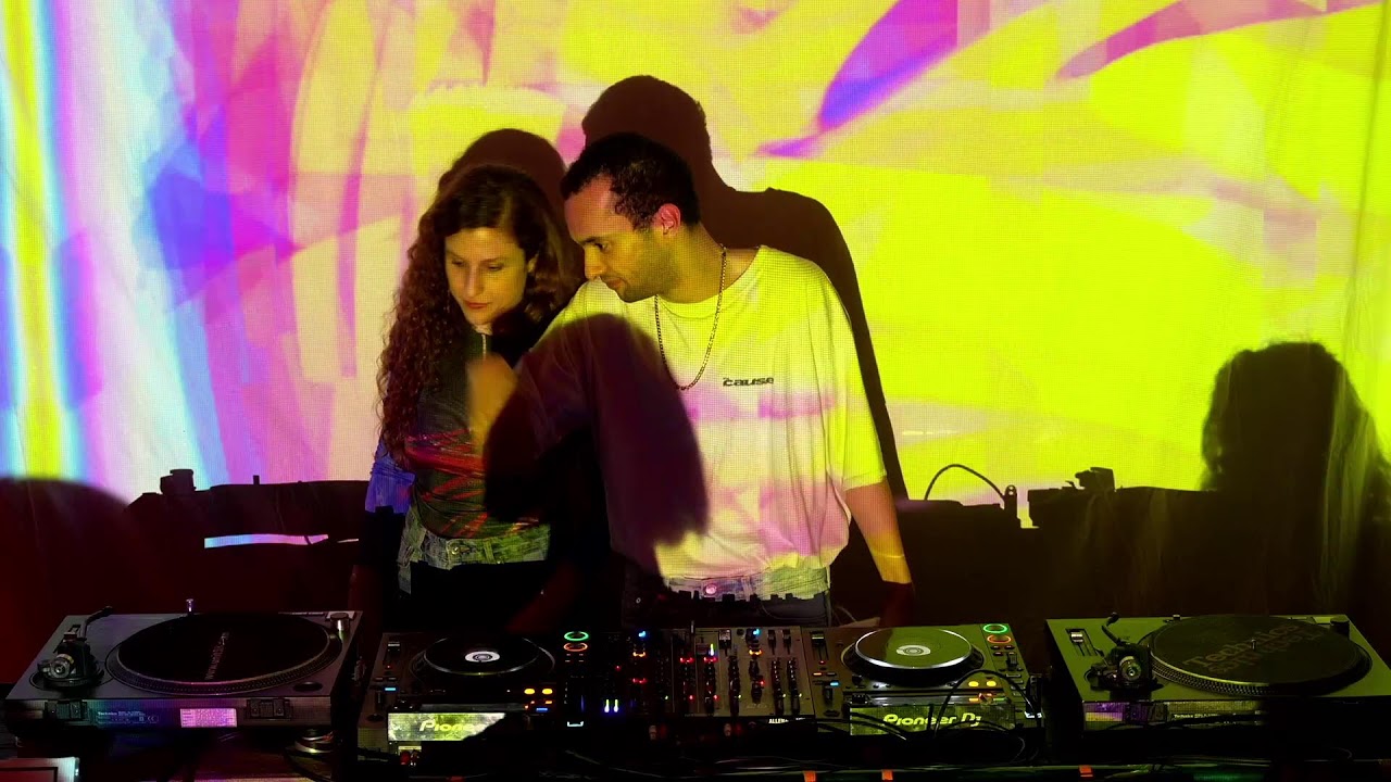 Ophilion (BUTEKA) - Pocket Radio 17th October