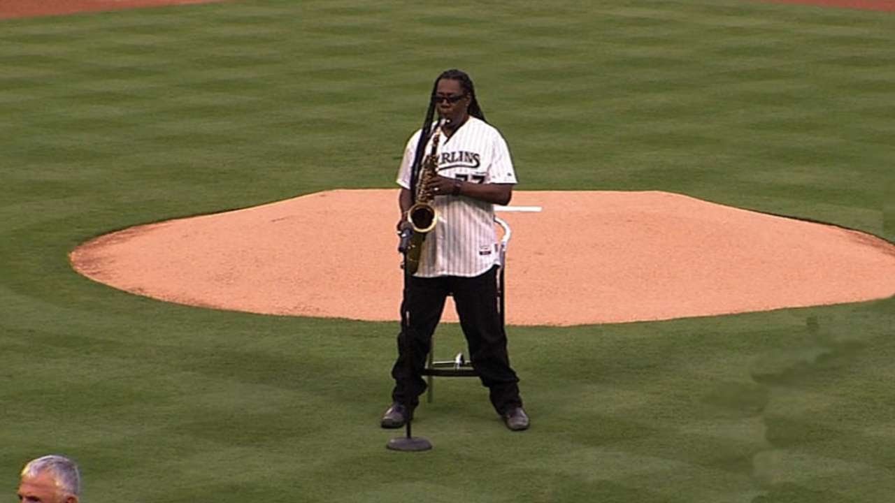 Clarence Clemons plays the national anthem