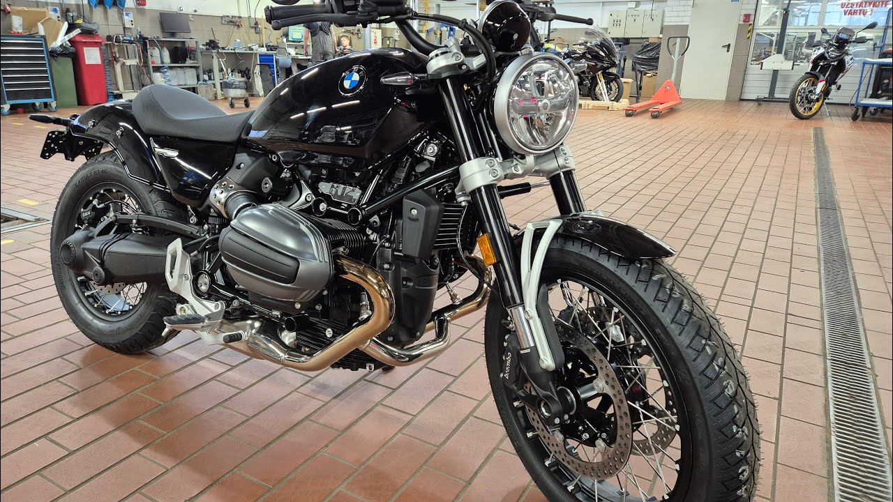 BMW R12 Unboxing