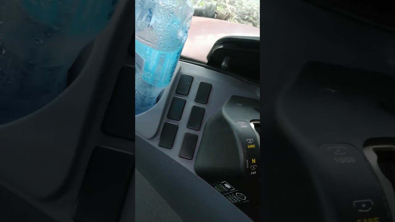 Steyr CVT 6150 obudzony