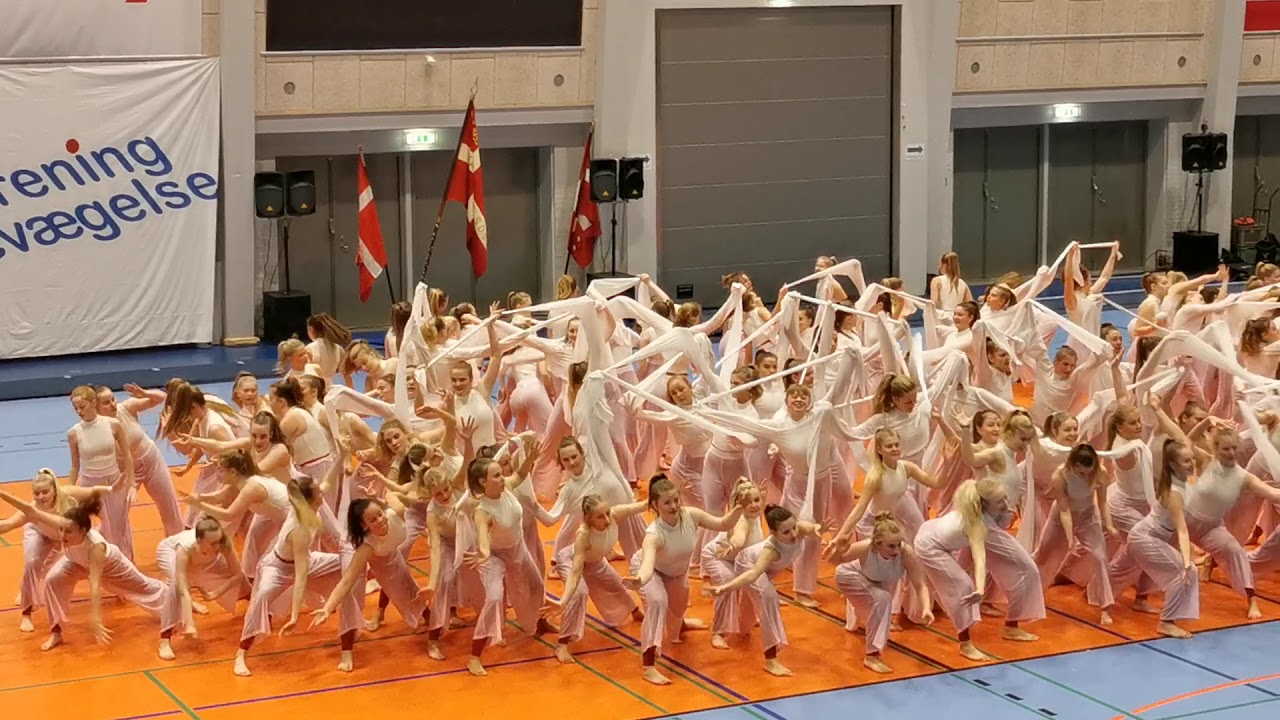 Vejstrup Efterskole 19/20 opvisning i Middelfart