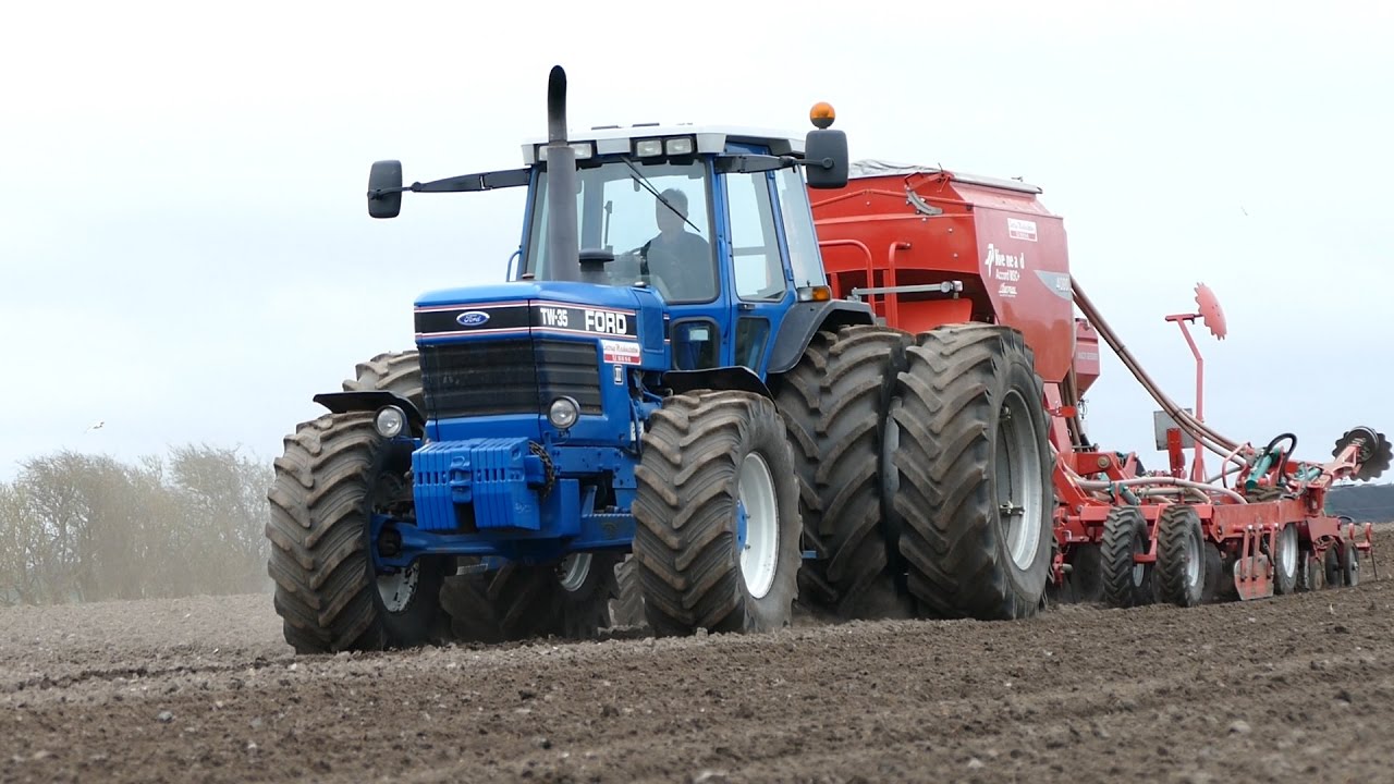 Ford TW-35 Seeding w/ Kverneland Accord MSC+ 4000 | Spring Seeding 2017 | Søttrup Maskinstation