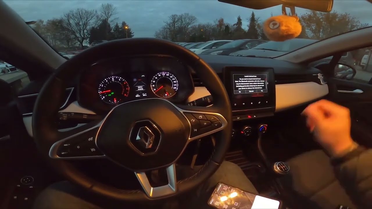 Comment utiliser Android Auto et Apple CarPlay sans fil sur Renault Clio V (2019 &agrave; aujourd'hui)