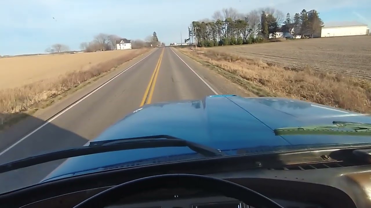 1995 Ford L9000 Cummins M11 Hauling Corn