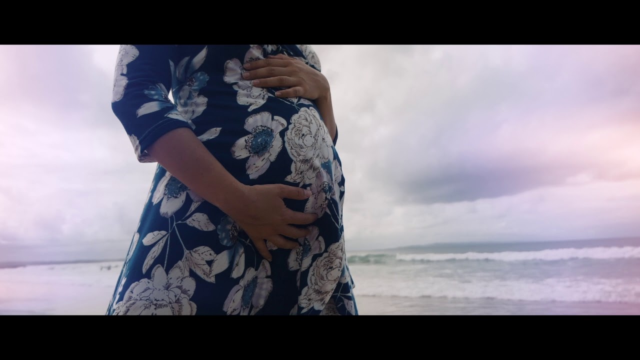 Maternity Clothes: Harper Maternity & Nursing Wrap Dress in Navy Floral
