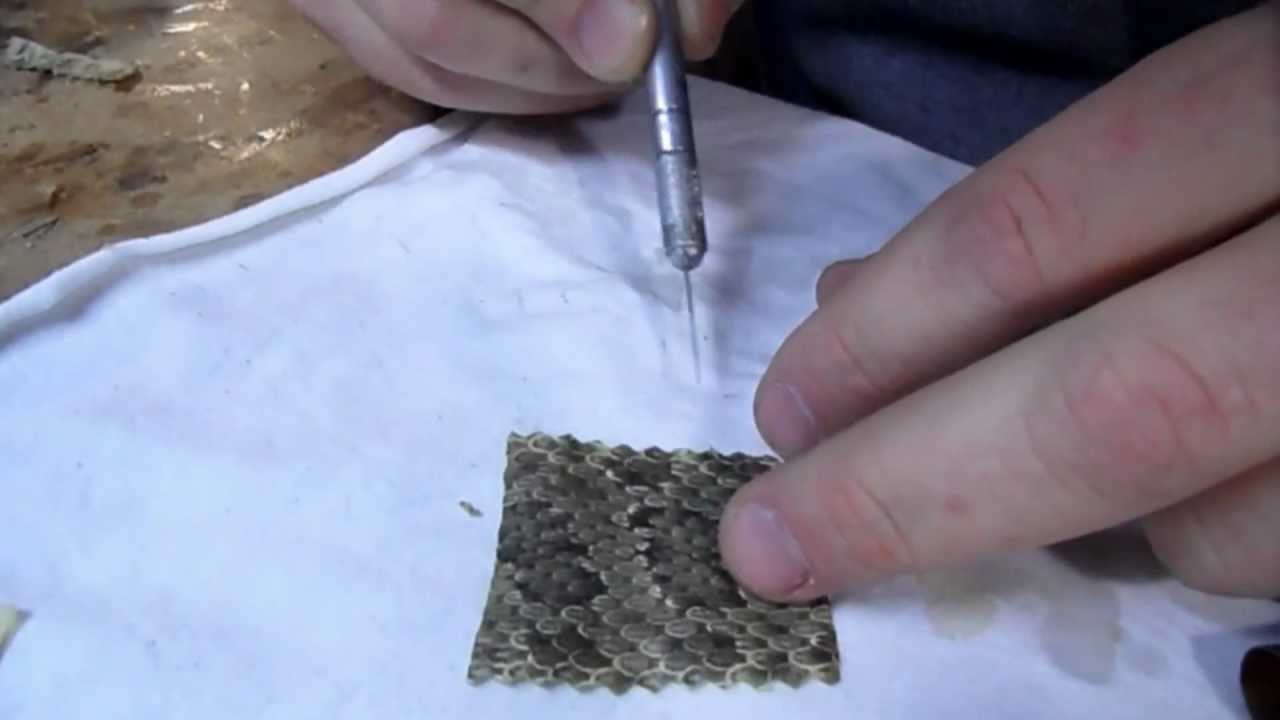 How to glue a snakeskin to a pen tube