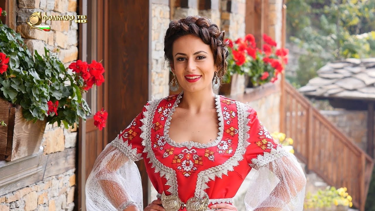 Нелина Славкова – Бела месечинка