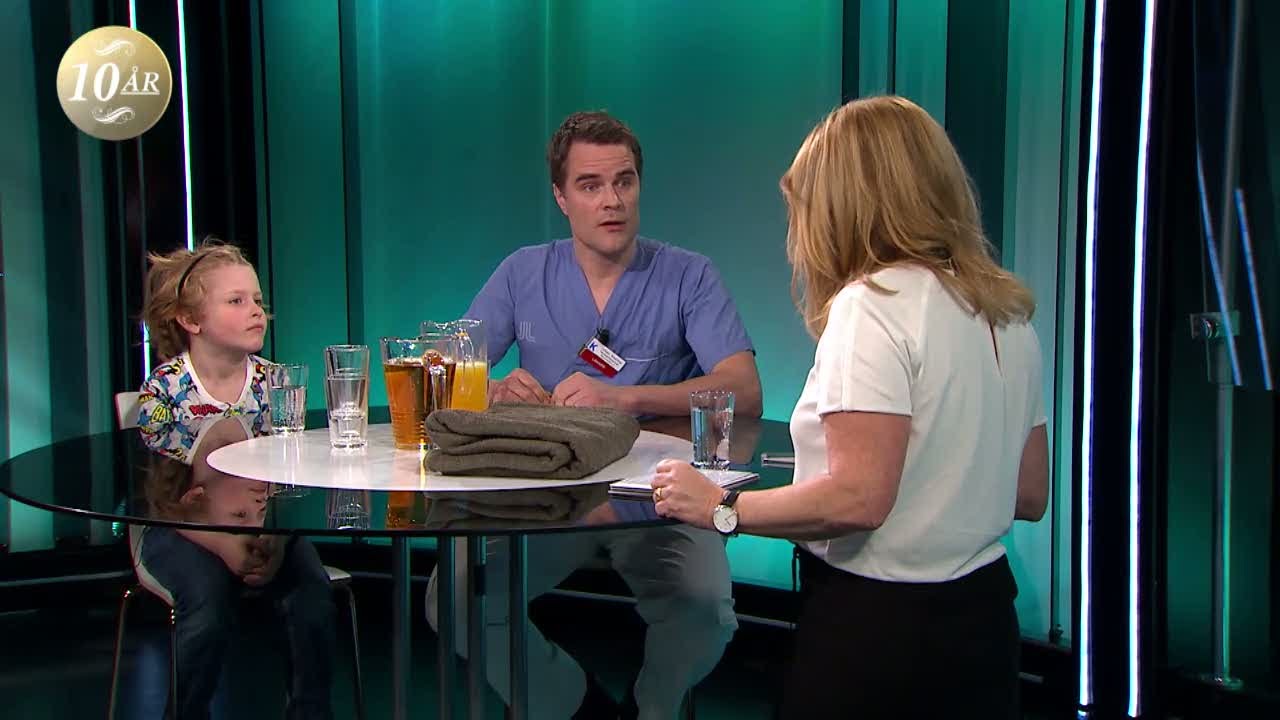 Barnläkaren Johan Kaarme: ”Då är barnets feber farlig” - Malou Efter tio (TV4)
