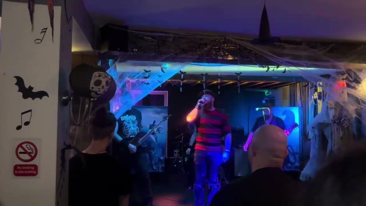 Sinocence. Live at the Bank Top Tavern. Oldham. 31/10/25