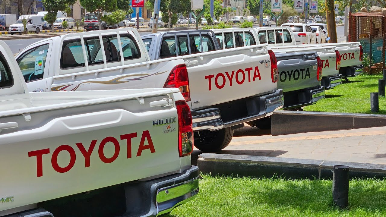 وصلت الدفعه الجديده , هايلكس غماره 2025 مع الاسعار بازرعه Toyota hilux 2025