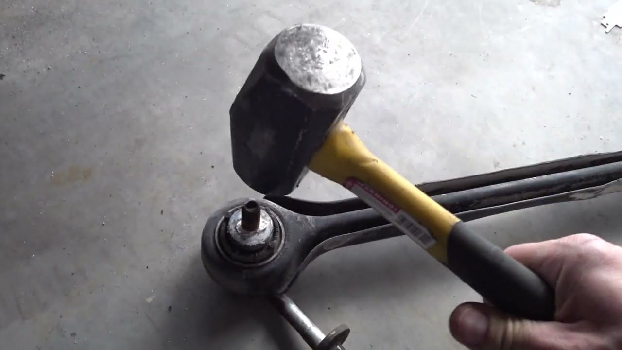 BMW E90 325xi toe arm removal | Here is what you do if rust is stopping you.