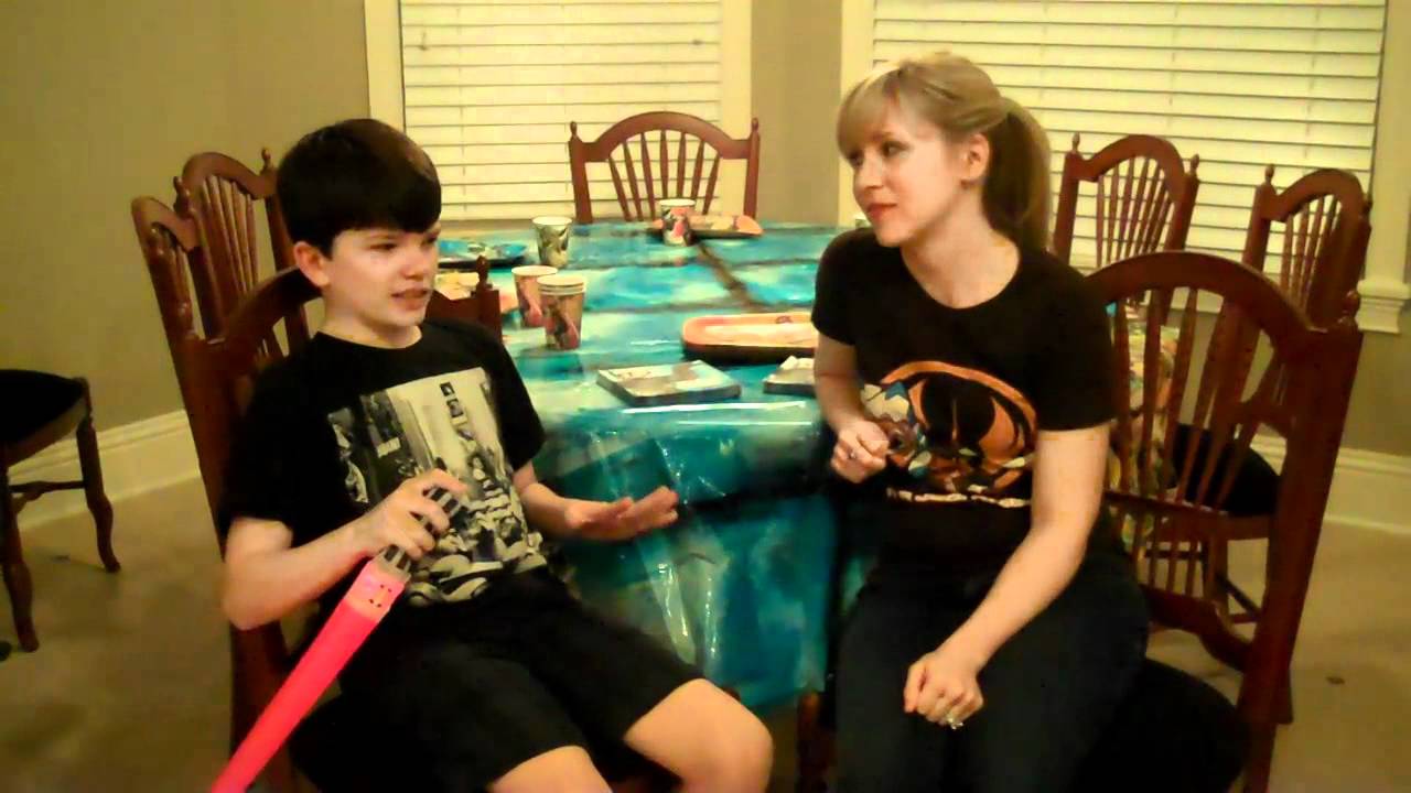 Star Wars The Clone Wars Pre-EW Chat Party With Ashley Eckstein and Family!