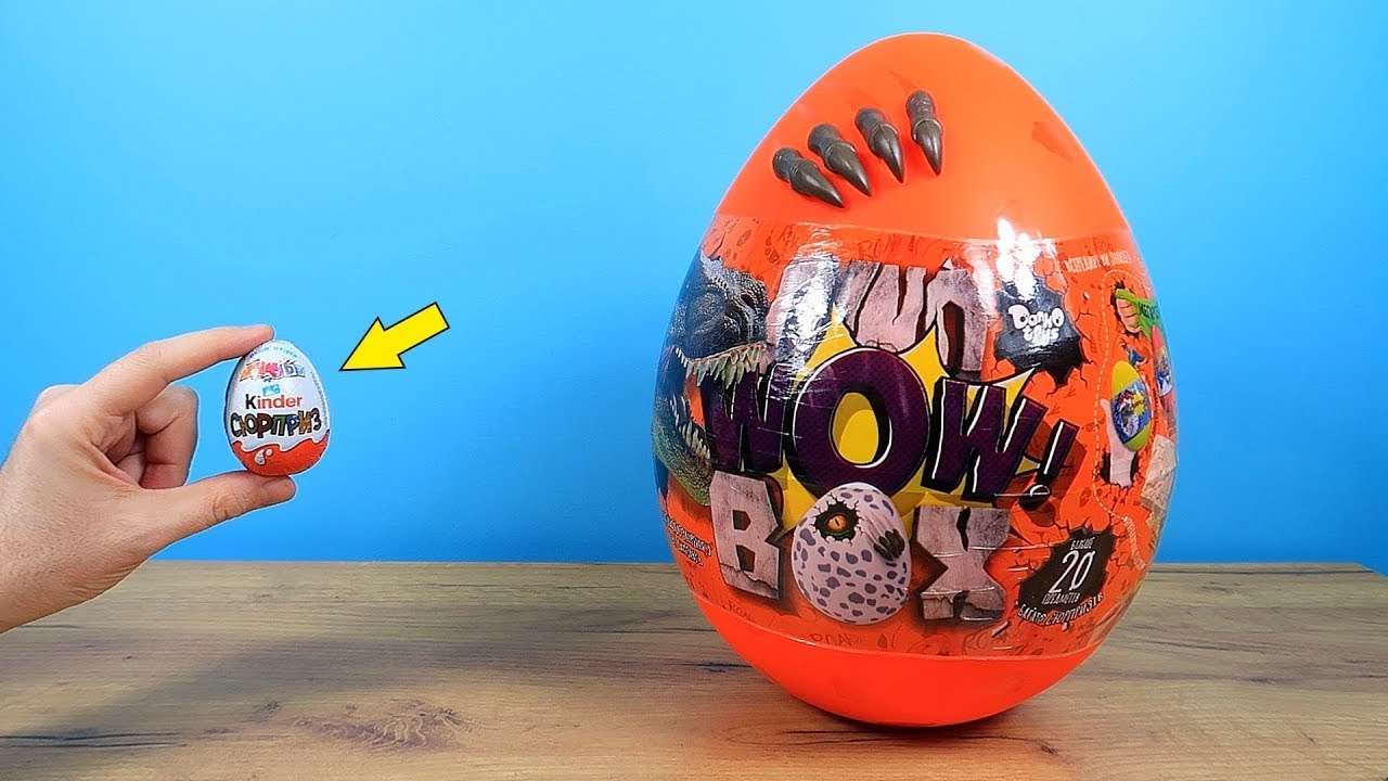 HUEVO KINDER SORPRESA vs ENORME HUEVO DE REGALO | QUE TIENE POR DENTRO