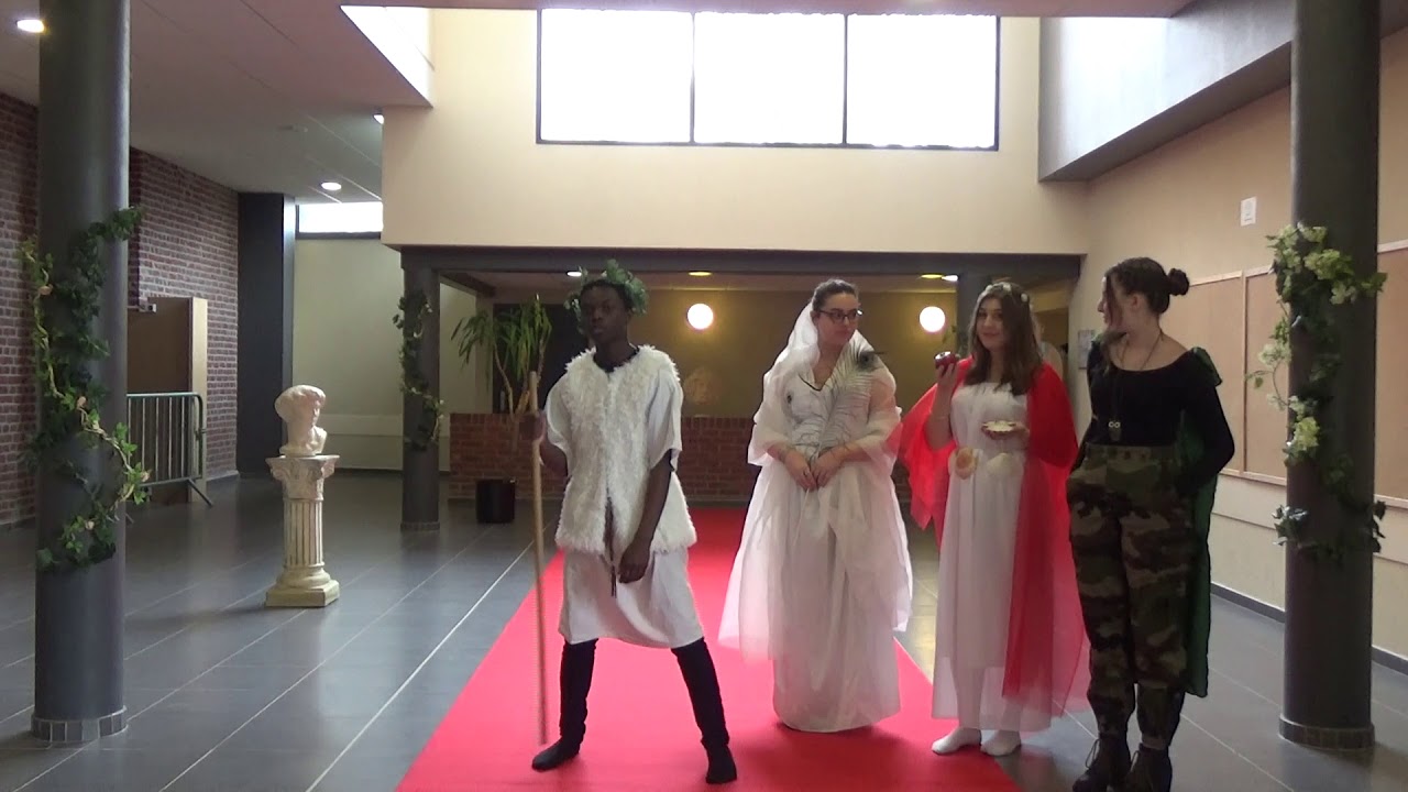 Défilé au Lycée Saint Rémi de Roubaix!